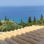 Nereid Glafki * Áyios Nikítas