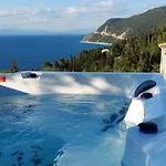 Nereid Glafki Agios Nikitas