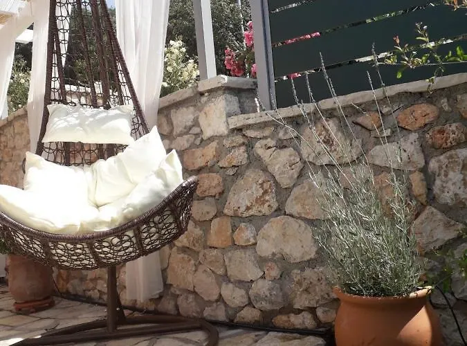 Nereid Glafki Villa